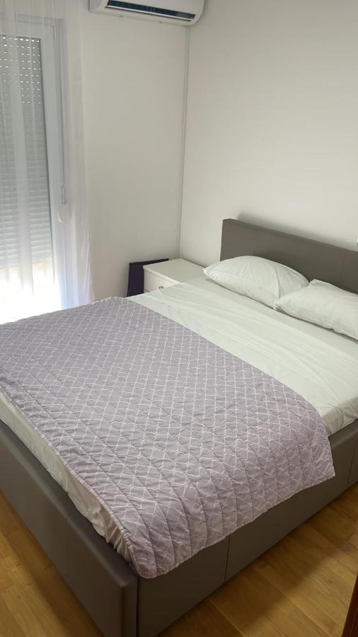 Apartment Pearl-Free Parking Makarska Exteriör bild