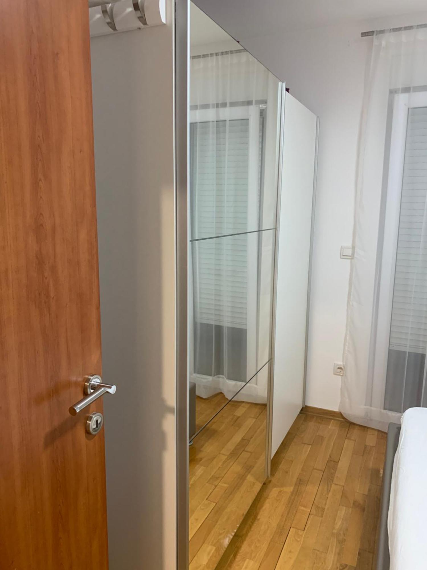 Apartment Pearl-Free Parking Makarska Exteriör bild